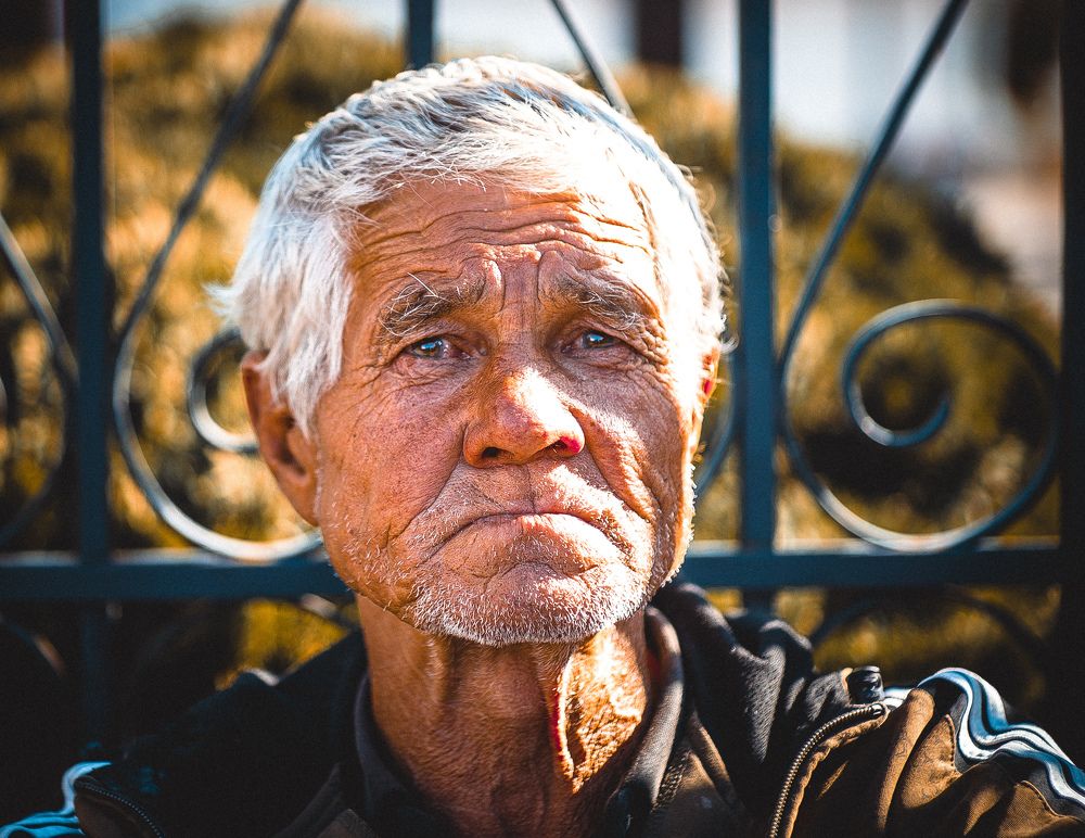 Нищий с паперти