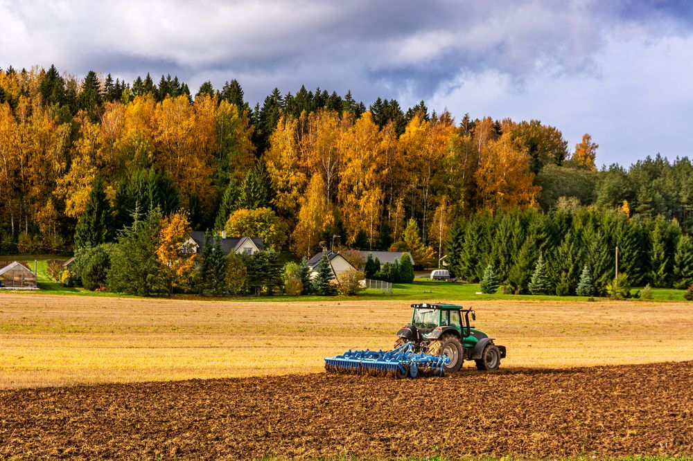 Осенняя вспашка