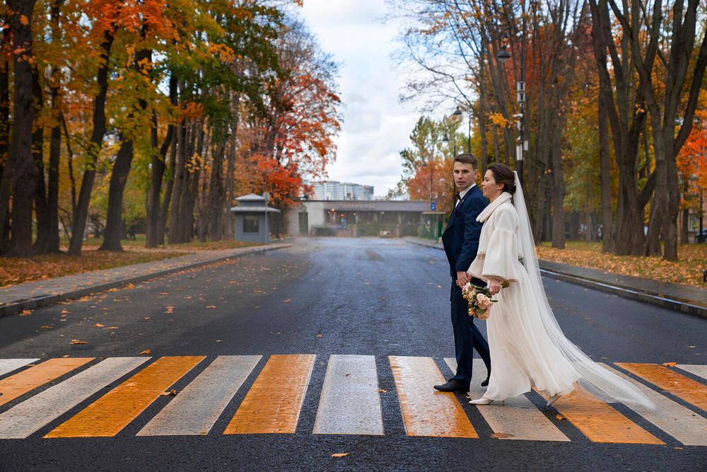 Двое на переходе