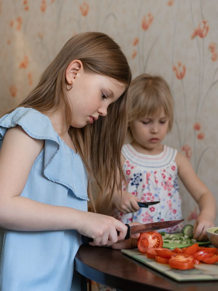 Всё мы делим пополам