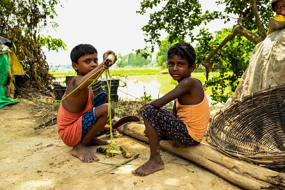 Crafting Scales, Creating Bonds