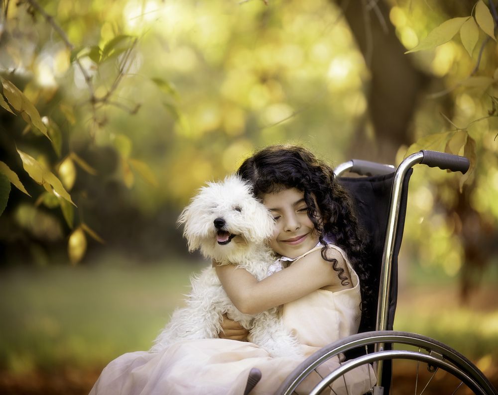 Beautiful friendship in autumn