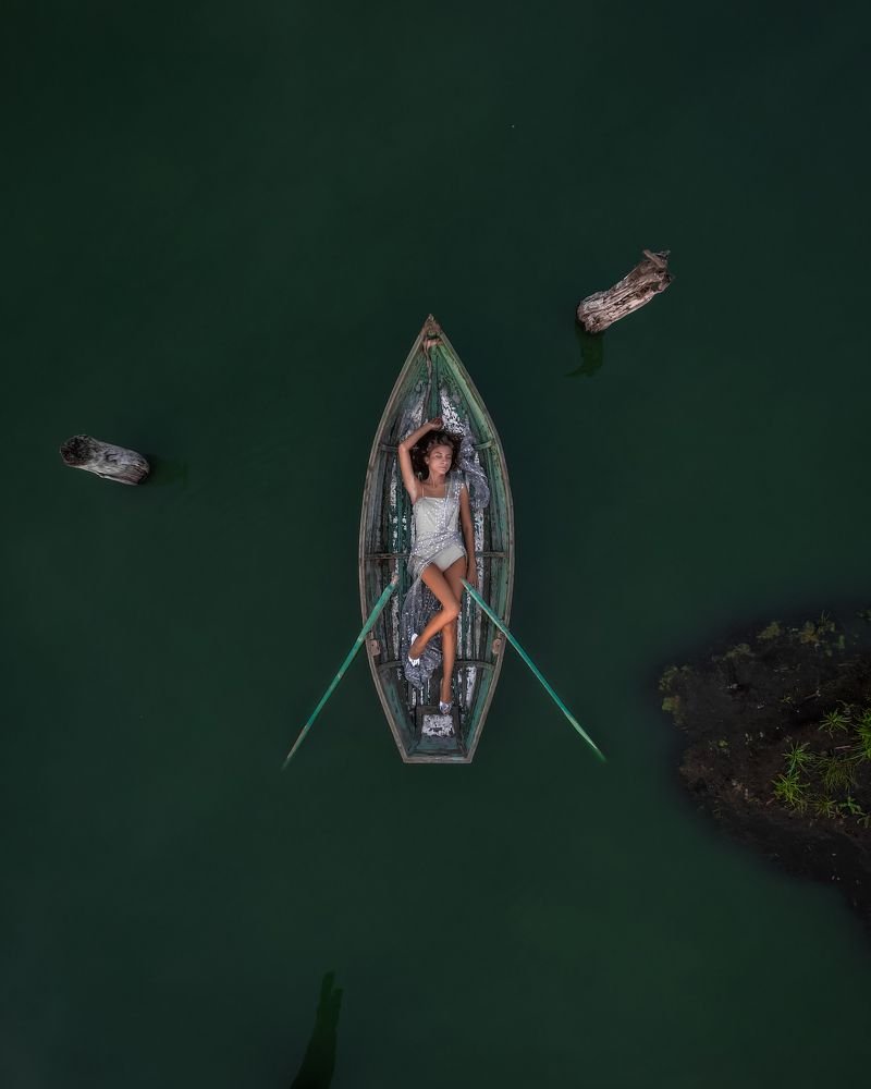 Photograph by Anton Melyoshkin