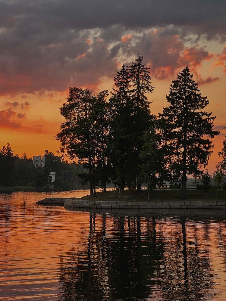 Закат в Монрепо