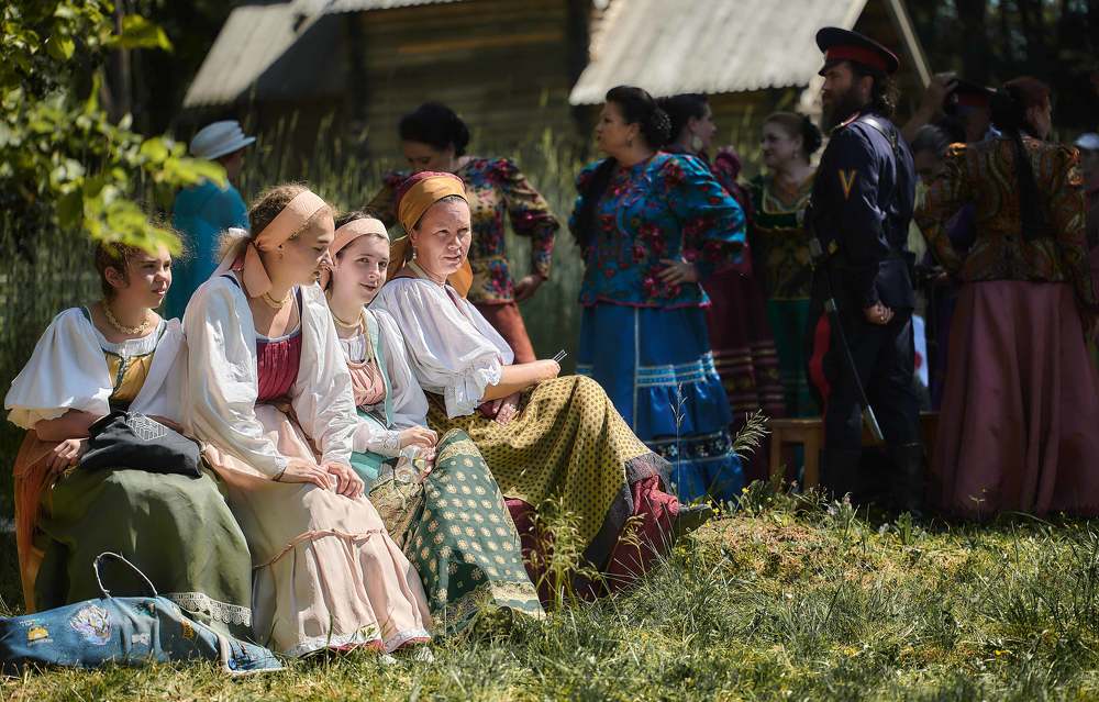 На празднике.