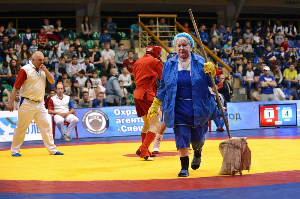 Без уборщицы никак