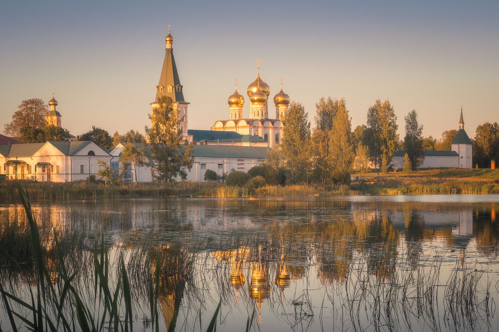 Иверский монастырь (Валдай)
