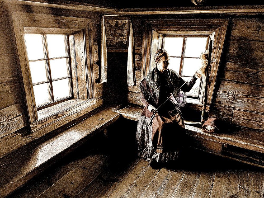 Мастера народных промыслов.