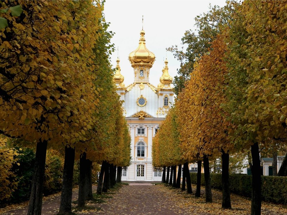 Золотые купола.