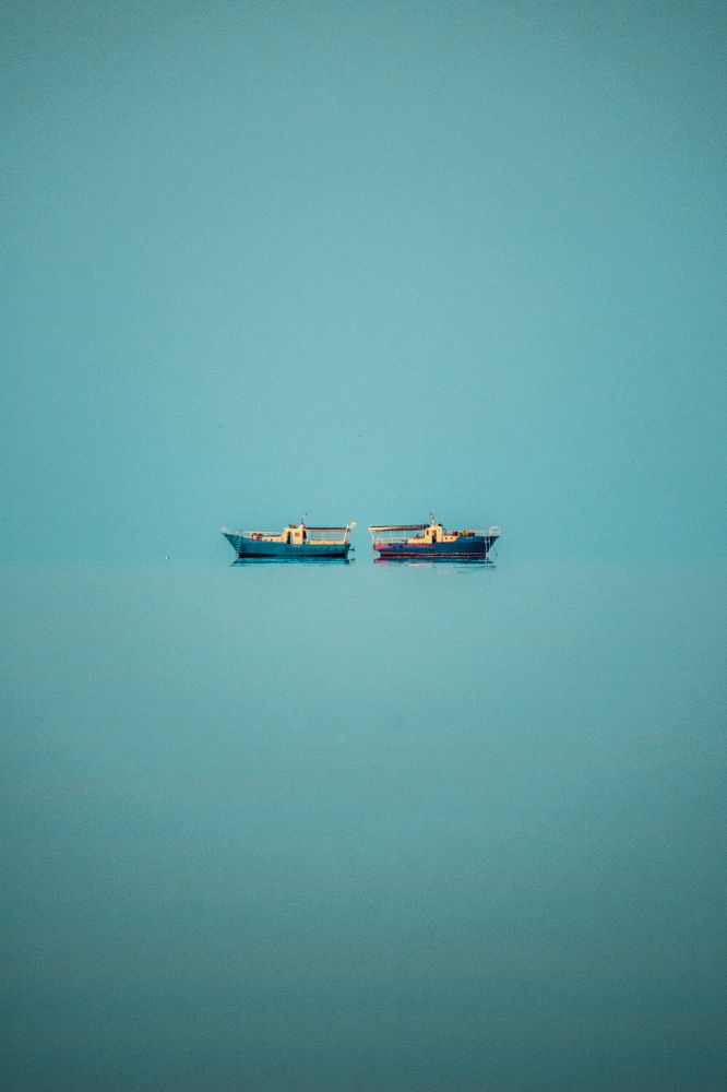 как в море корабли