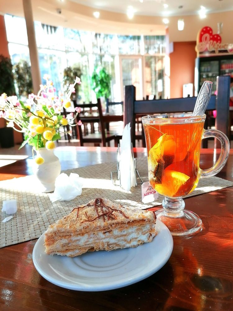 Солнечный луч в чашке чая