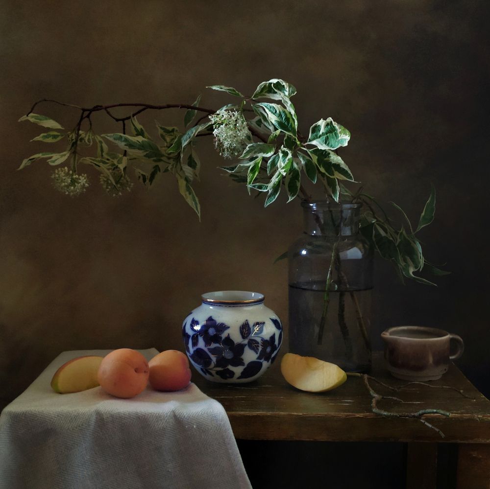 Натюрморт с  вазой