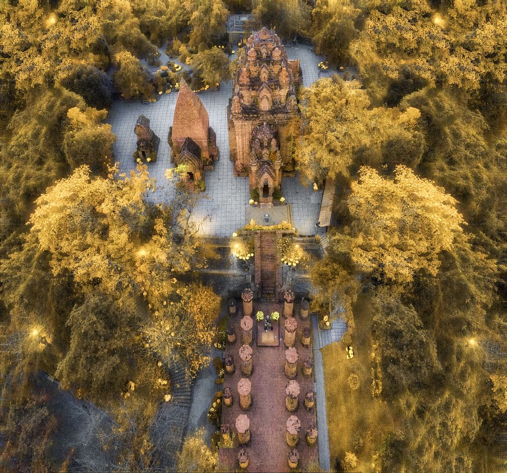 Photograph by Tran Khoa