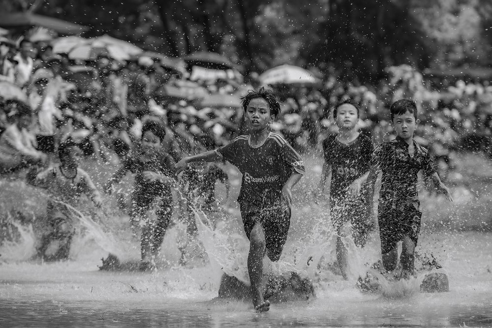 Photograph by TRAN HAI DUONG