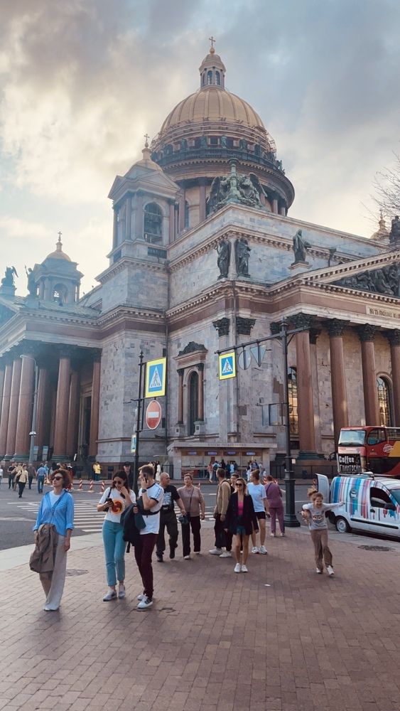 Saint Isaac's Cathedral, Saint-Petersburg