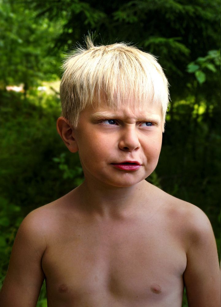 Такой маленький, серьёзный мужчина.