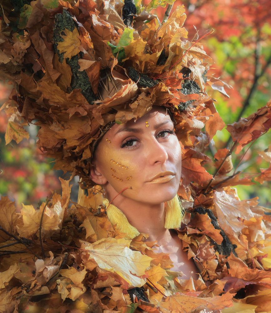 Девушка-осень