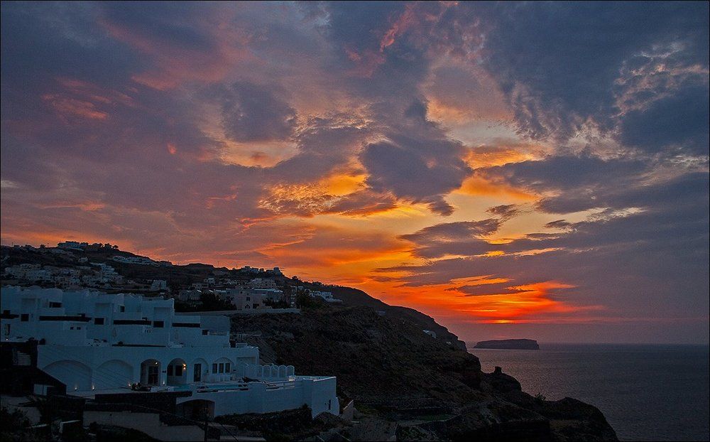 Закат в Акротири