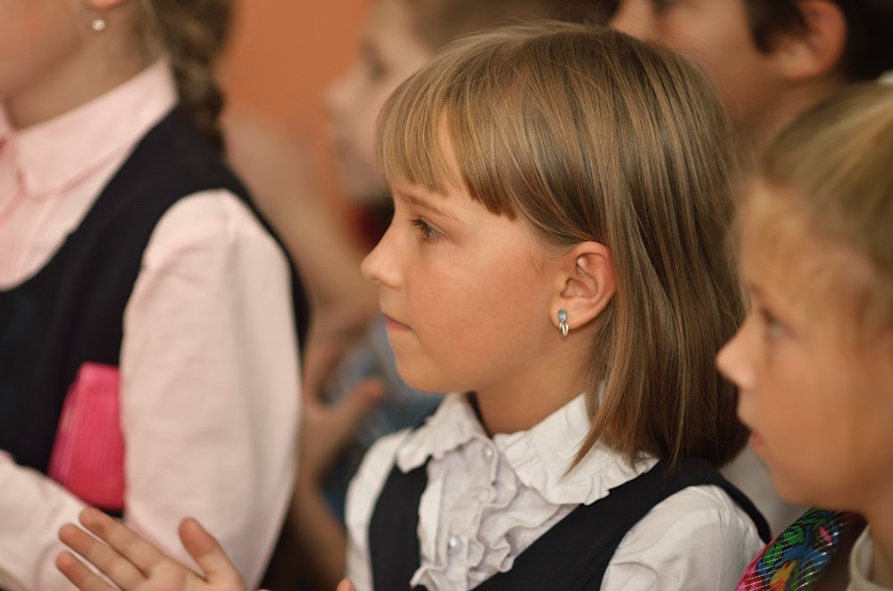 на школьном празднике