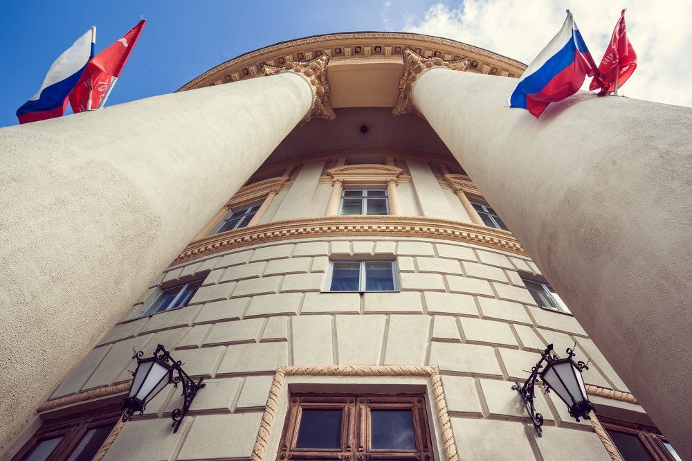 Величие советских зданий