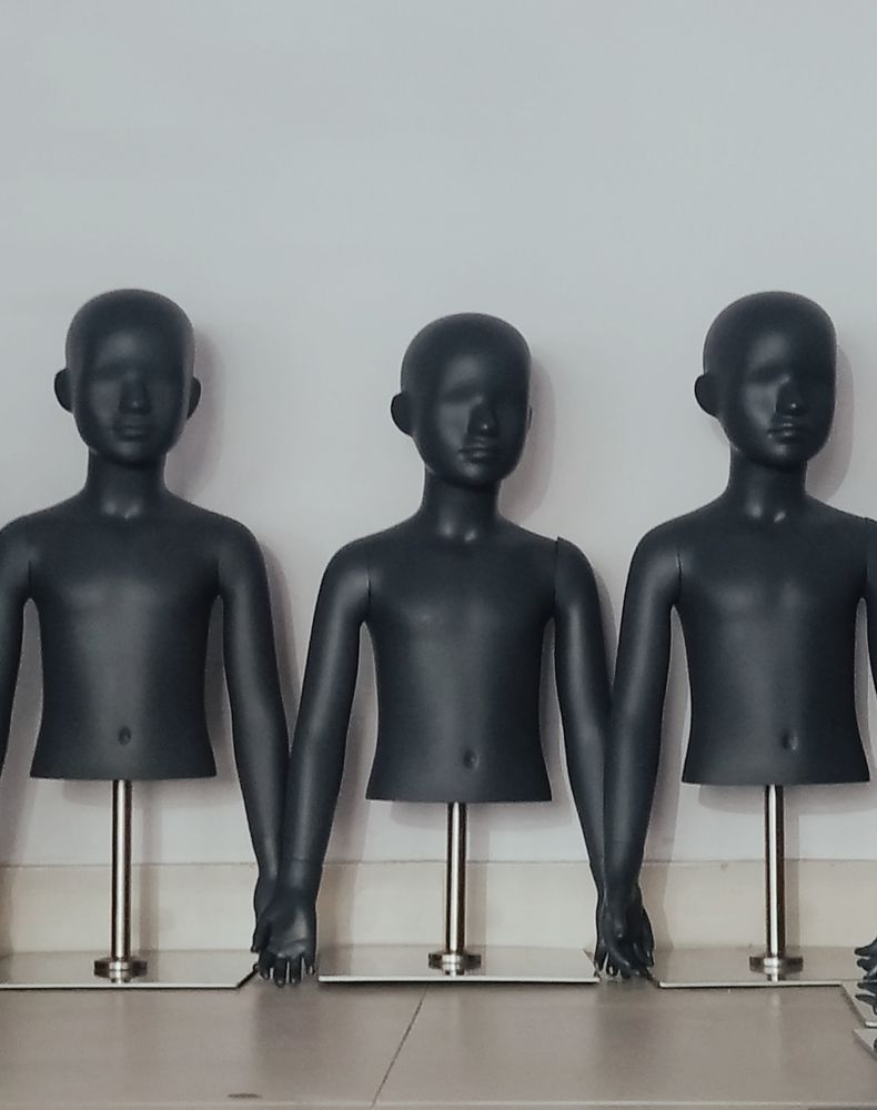 Люди-маникены