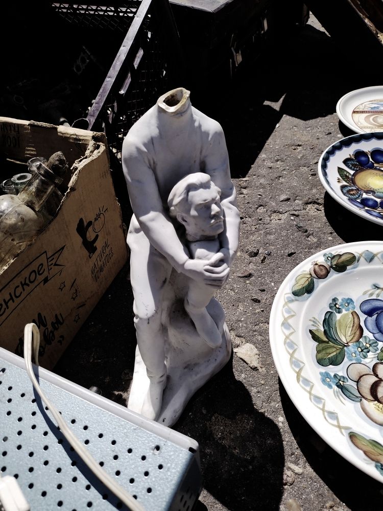 Совсем без головы – неудобно…