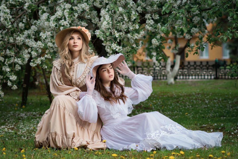 Гимназистки