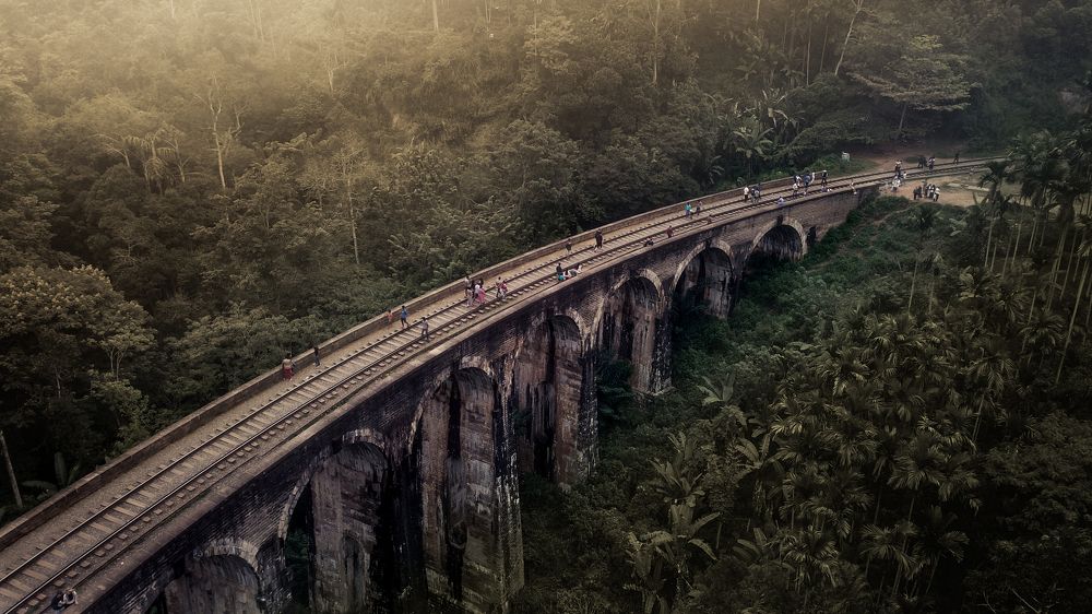 Photograph by IshenJ