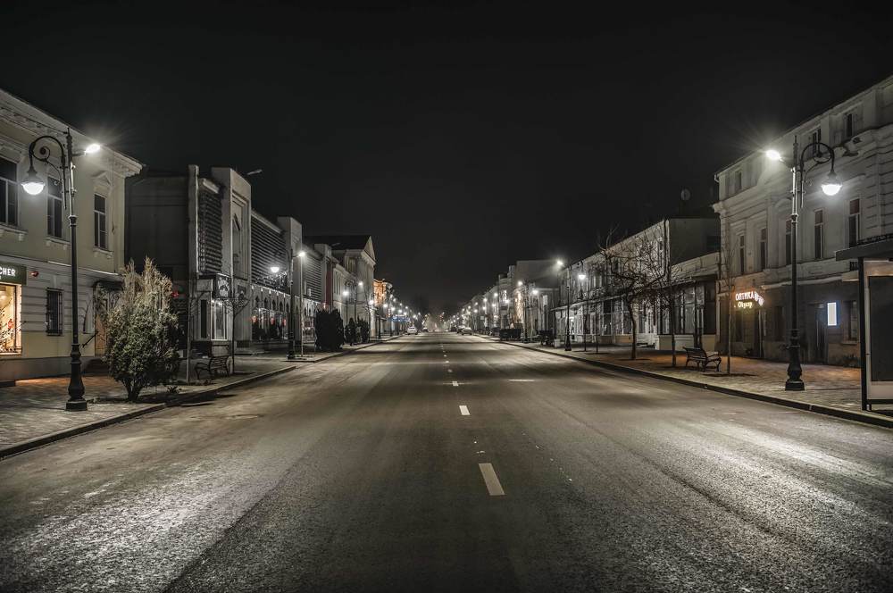 Ночь на центральной улице