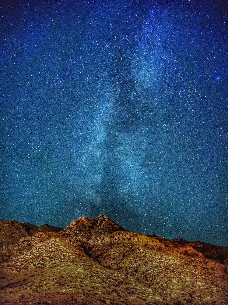 Photograph by MMD HORANFAR