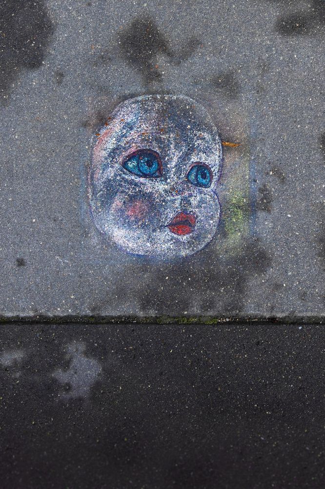 Рисунок на асфальте.