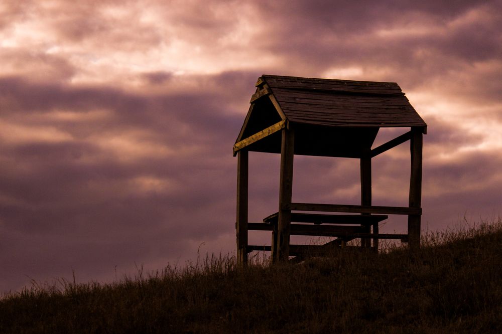 Беседка на обрыве