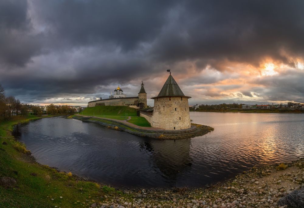 Photograph by Roman Dmitriev