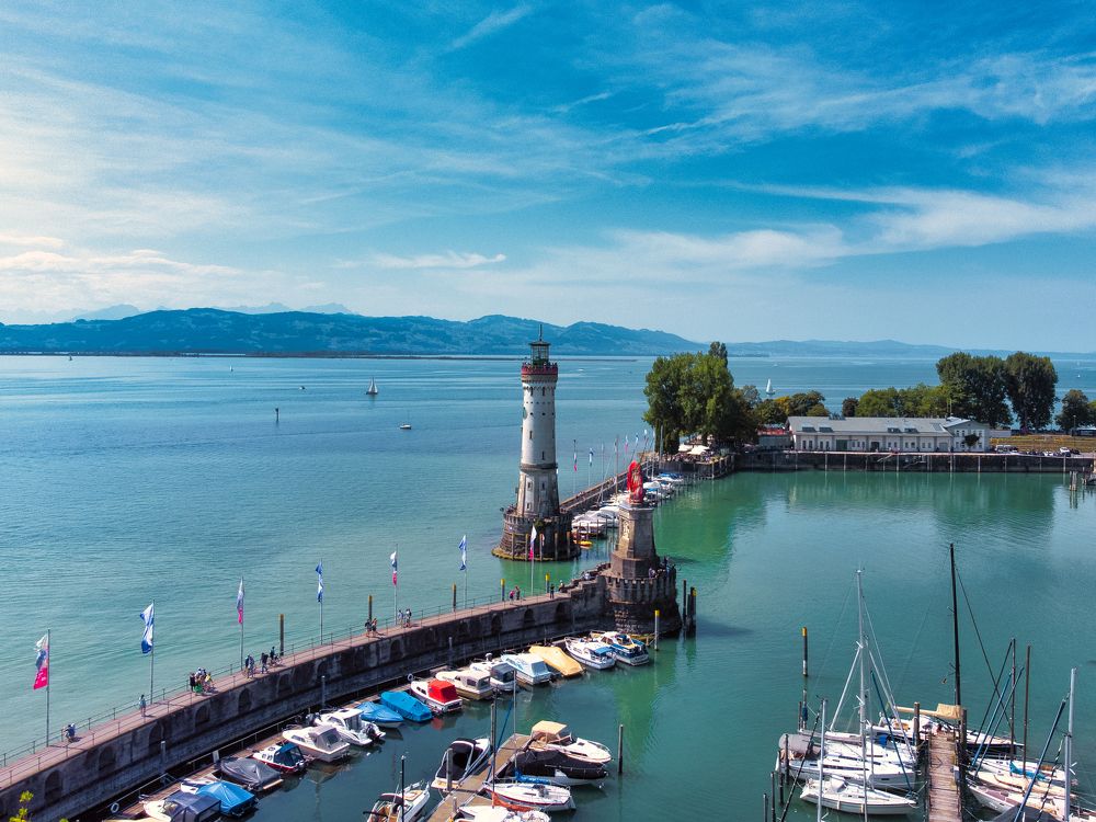 Photograph by Masood Aslami