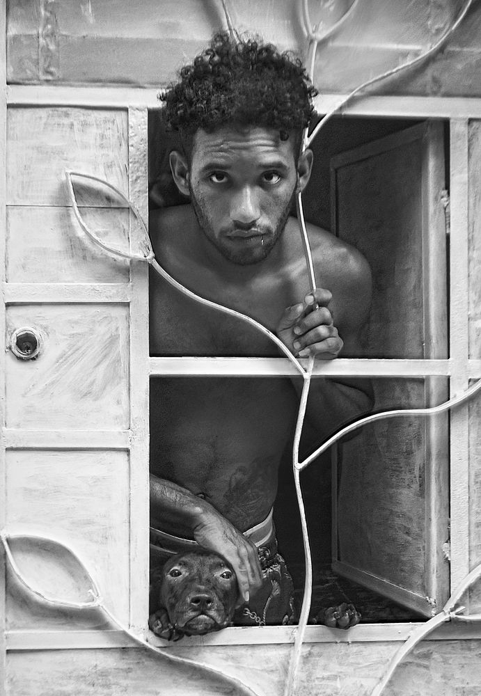 El hombre y el perro