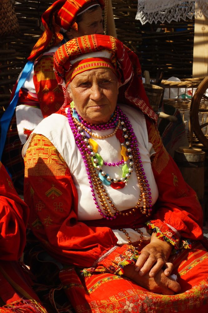 На празднике