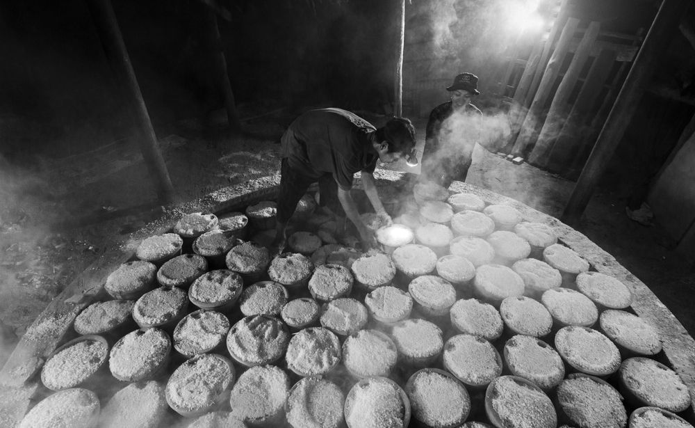 Tuyet Diem salt stew furnace