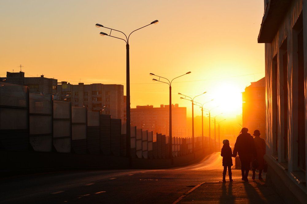 "За солнцем следом..."