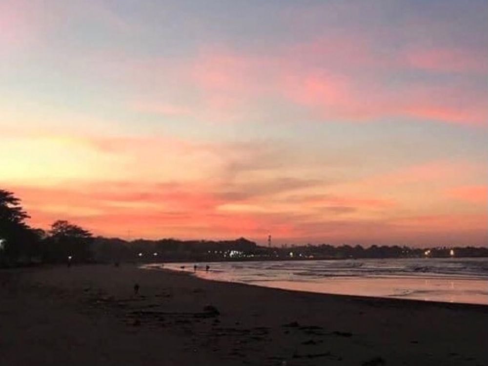 Visit the beach sunset