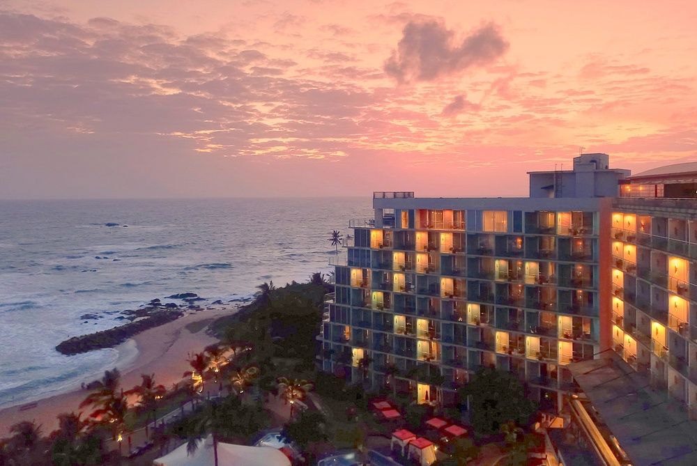 Закат в городе Галле на Шри Ланка