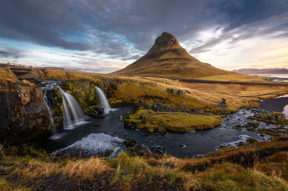 Photograph by Roger Orpinell