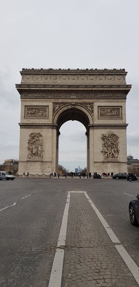 Триумфальная арка. Париж.