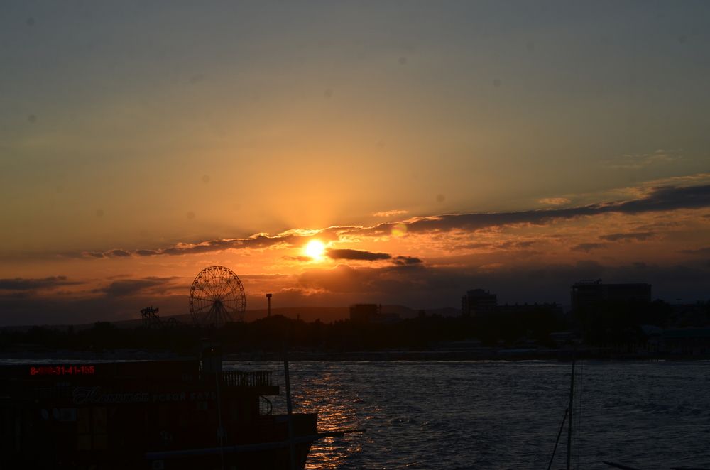 Рассвет над Анапой (Краснодарский край)