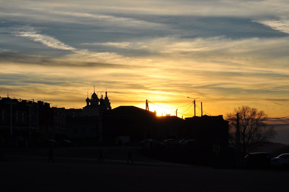 Час вечера.