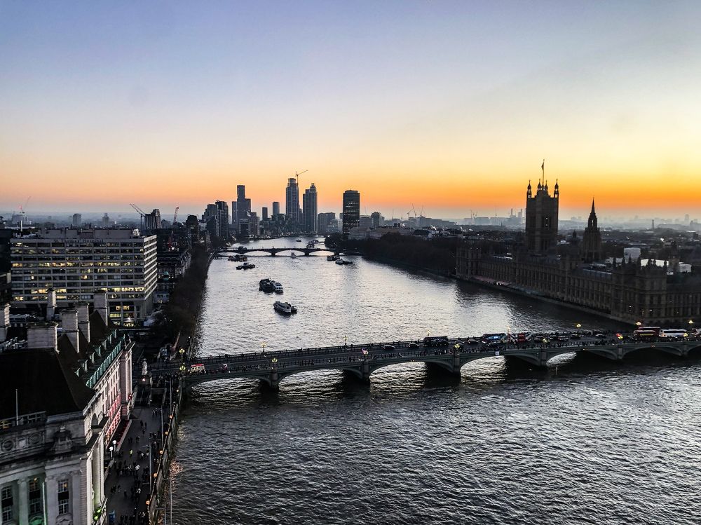 Золотой час.