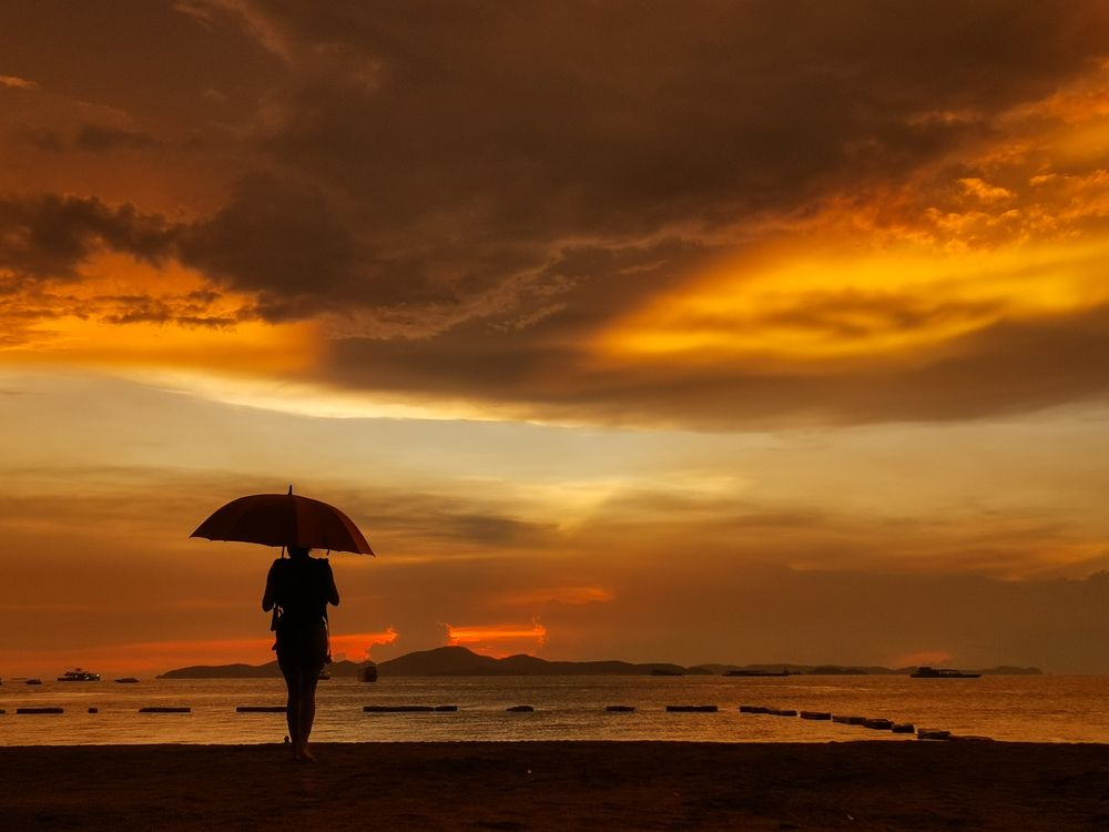 Welcome​ home​ Pattaya​ after​ rain ​sunset.