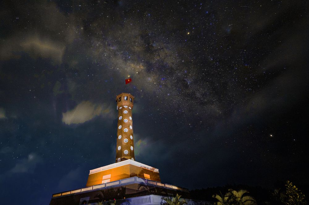 Photograph by TRAN HAI DUONG