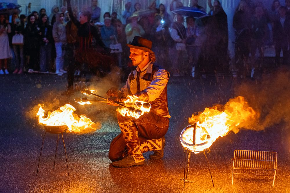 Photograph by Lesya Lambada