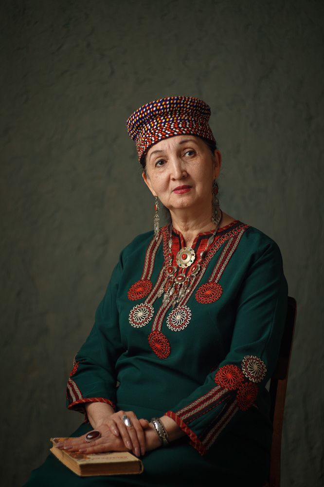 Деятель искусств Гуля Майлиевна