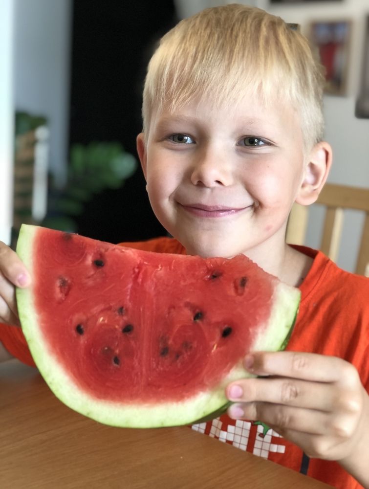 Любитель арбуза